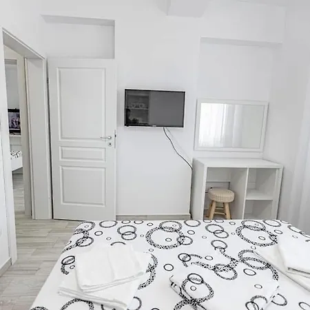 Sea Vibes-mamaia Nord アパート ナボダリ