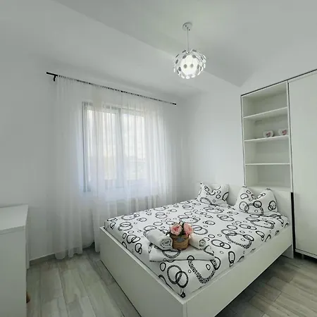 Sea Vibes-mamaia Nord Apartment Navodari
